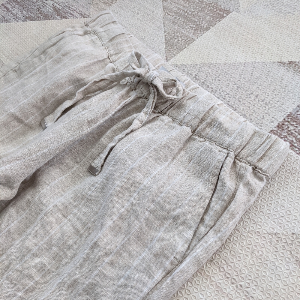 **LIKE NEW***100% LINEN ANKLE DRAWSTRING PANTS**